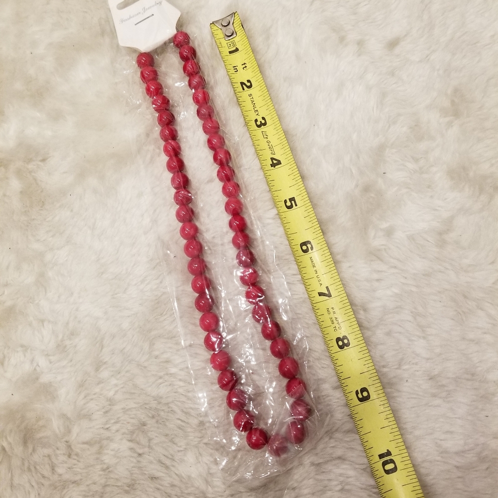 Vintage Coral Red Bead Necklace (wholesale avail) - Picture 4 of 5